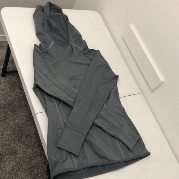 Athleta pullover - Picture 1 of 4